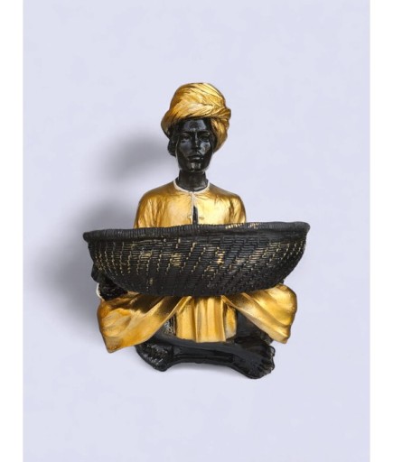 Büyük Sepetli Adam Biblo