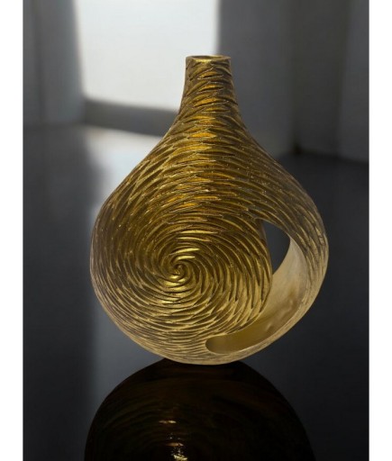 Çizgi Detayli Kesimli Dekoratif Vazo