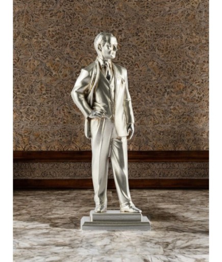 Ayakta Duran Mustafa Kemal Atatürk Dekoratif Biblo