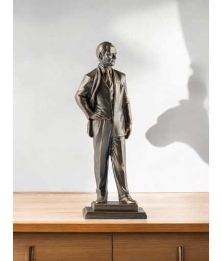 Ayakta Duran Mustafa Kemal Atatürk Dekoratif Biblo