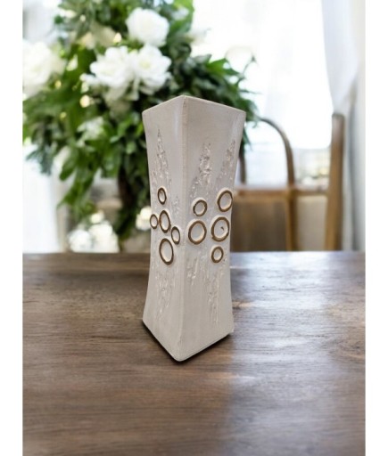 Beyaz Halka Desenli Dekoratif Vazo