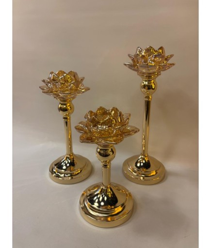 3'lü Altın Renk Çiçek Dekorlu Şamdan Seti